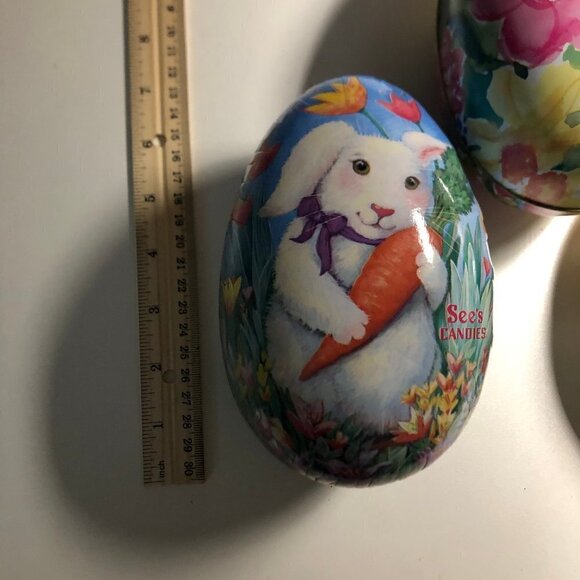 3 Vintage Large Easter Eggs Paper Metal Plastic #2454-2 - Picture 4 of 6